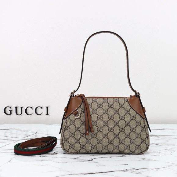Gucci Signature Brown and Tan Shoulder Bag - Picture 1 of 9